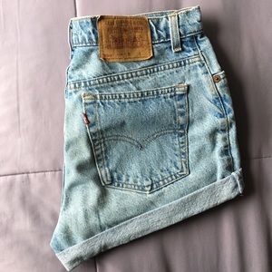 Levi’s 550 Light Wash Denim Shorts